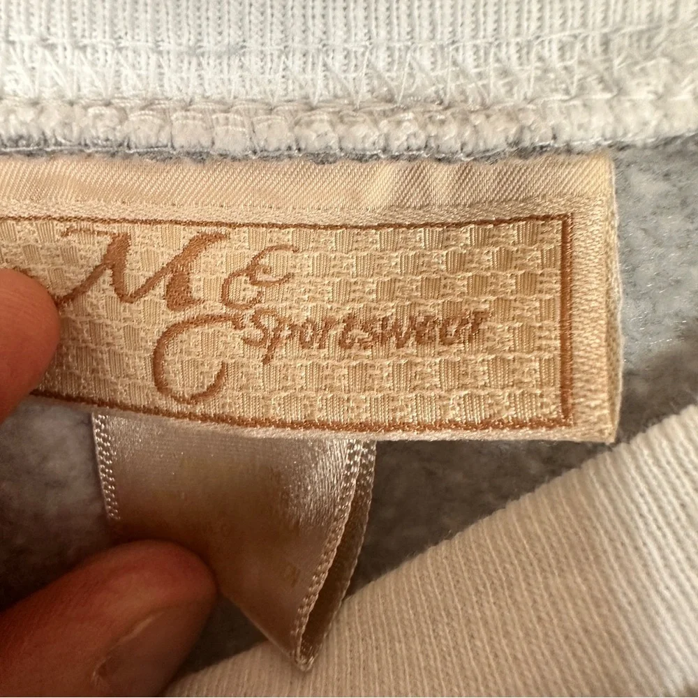 Vintage Gray Christmas Sweater - Picture 5 of 6